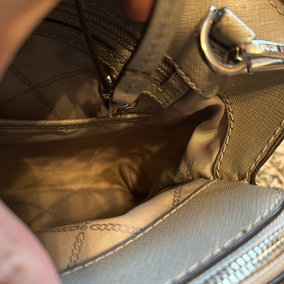 Michael Kors Savannah Crossbody - Picture 11 of 16